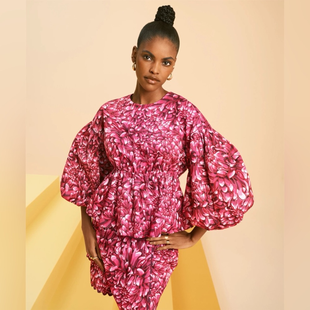 💫HP‼️💫 KIKA VARGAS-TARGET Balloon Sleeve Top & Scallop Edge Skirt in Floral, Sm